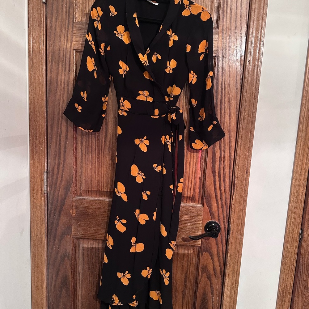Ganni Wrap Dress - Picture 4 of 8